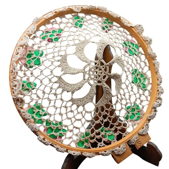 Vintage Handcrafted Framed Crochet Lace Doily Wall Hanging with Floral Accents - Picture 3 of 3